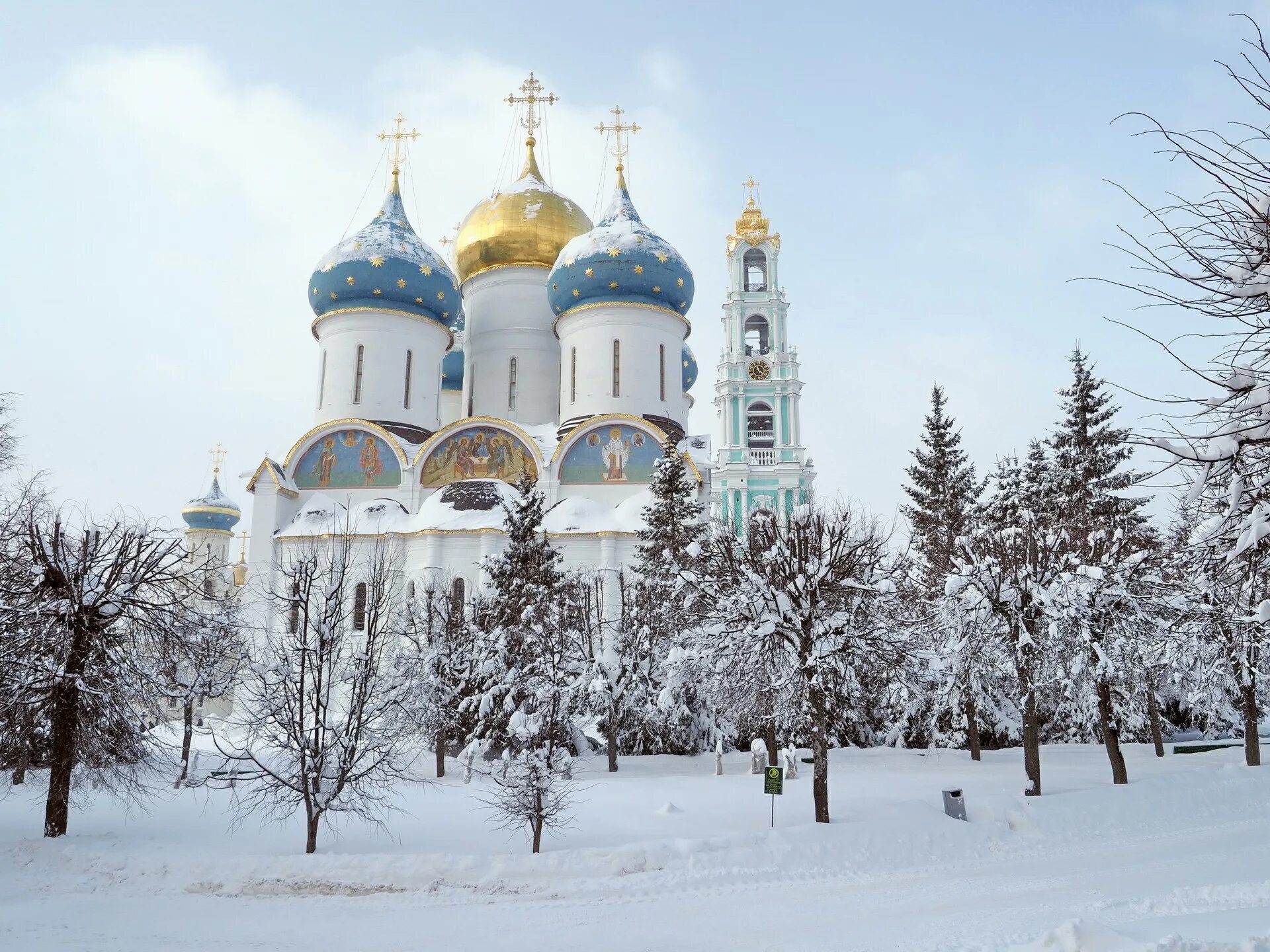 КАК ЖИЛИ, ИГРАЛИ И СЛАДОСТИ ВАРИЛИ — фото
